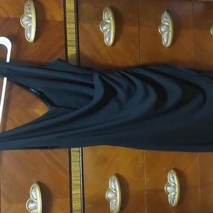 LITTLE BLACK DRESS by Hourglass